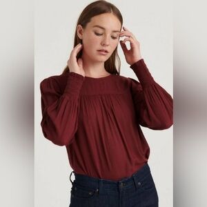 Lucky Brand Women's Smocked Cuff Top Tawny Port